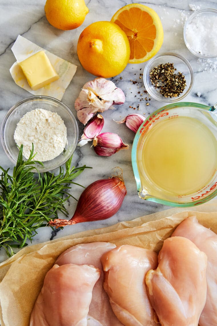 Weeknight Lemon Chicken Breasts - So quick, so easy. And the garlicky lemon herb sauce is THE BEST. Serve with a light salad + crusty bread!