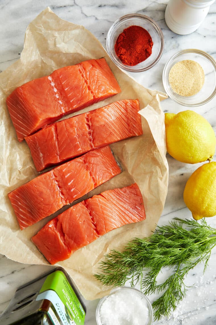 Baked (Healthy) Salmon - With a simple and oh-so-flavorful spice rub, this comes together so fast in just 30 min! Quick, healthy and so easy!